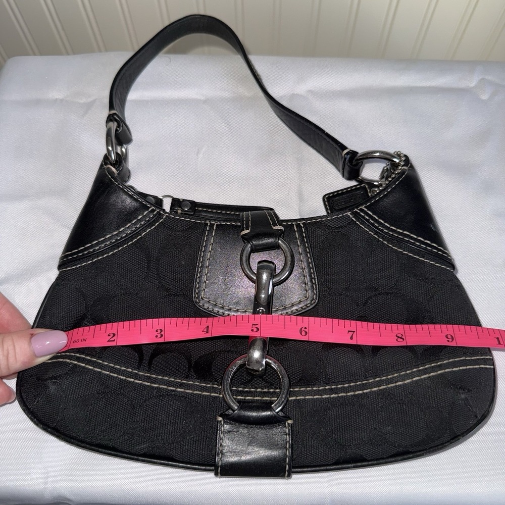 Vintage Coach Mini Black Signature C Hampton Hobo Clip Shoulder Hand Bag Purse - Picture 9 of 13